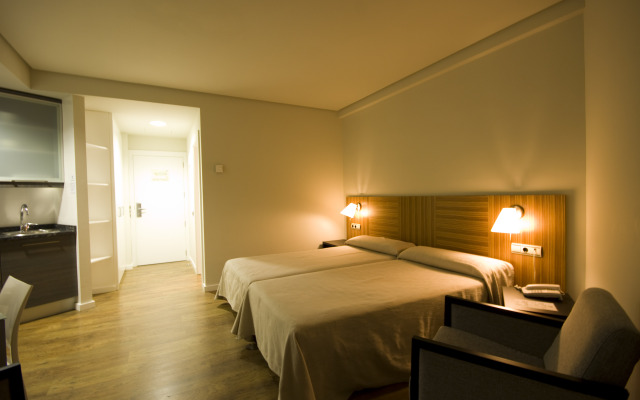 Hotel y Apartamentos SNO Isaba