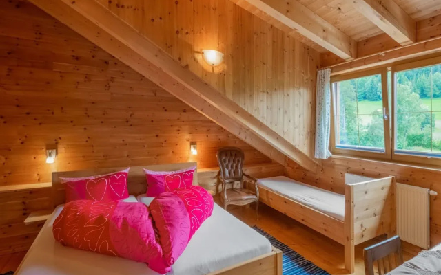 Cozy Apartment In Fendels Near Ski Area