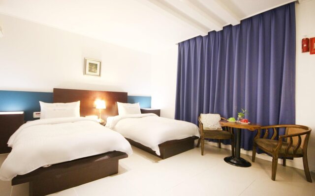 Charmant Hotel