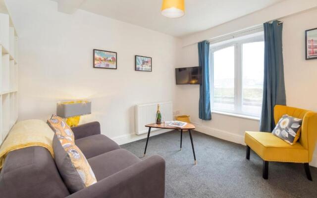 Abbotts Mews - Studio Apartment