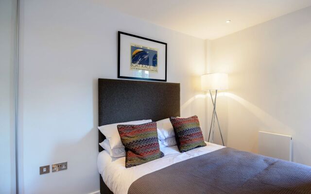 Flying Butler Apartments - Camden