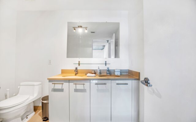 Spacious 3-Bedroom in the Heart Miami