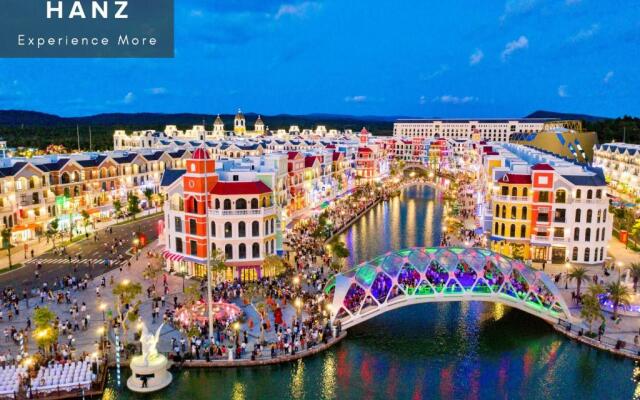 S79 Sofia Good and Good Grand World