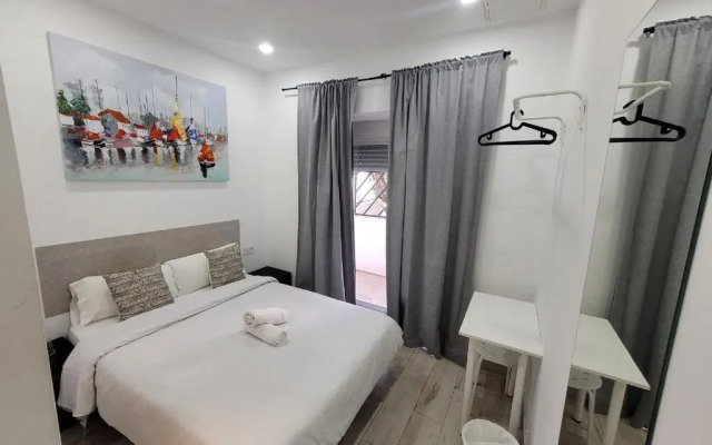AYZ Silvela - Auto check-in property