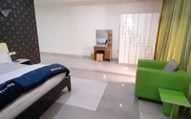 Greenwood Court Hotels & Suites
