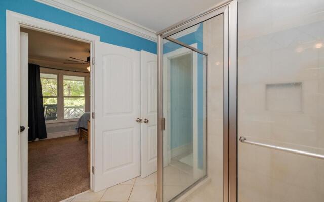 Sea Haven by Oak Island Accommodations