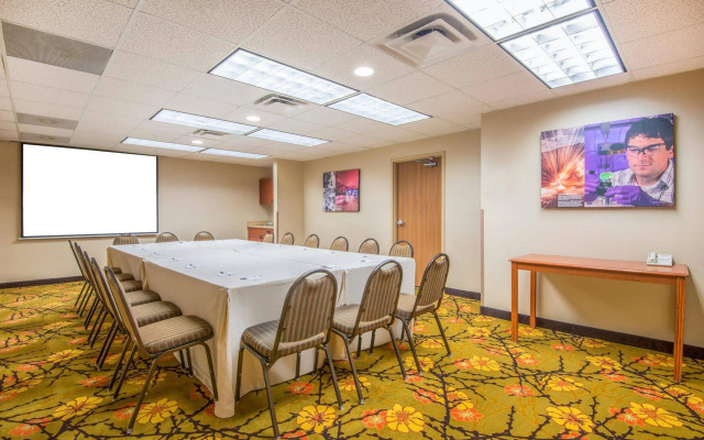 Hampton Inn & Suites Los Alamos White Rock