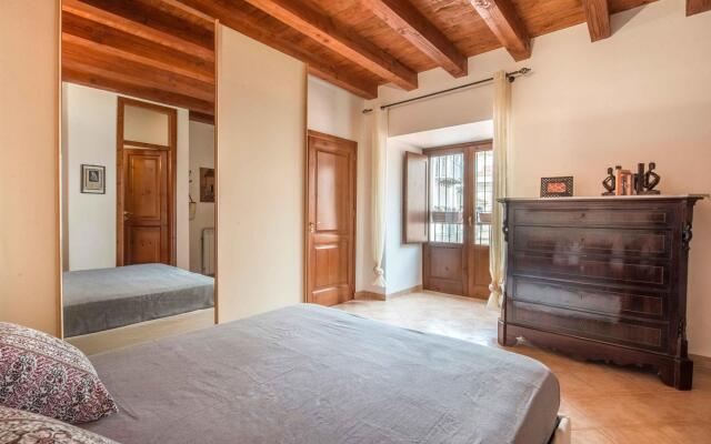 Nice Apartment in Palazzo Vatticani