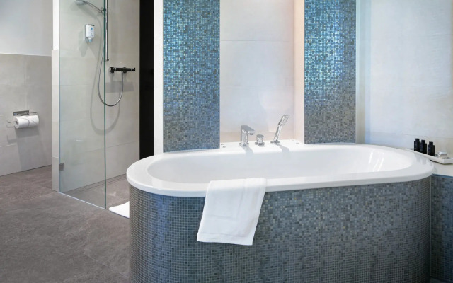 Kongresshotel Potsdam am Templiner See