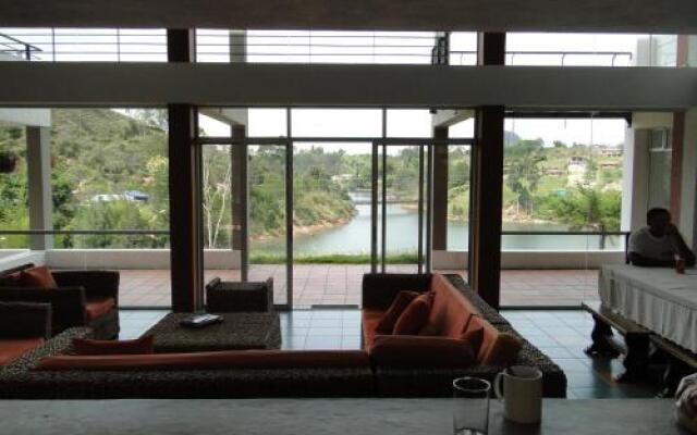 Hotel Familiar El Remanso Del Agua