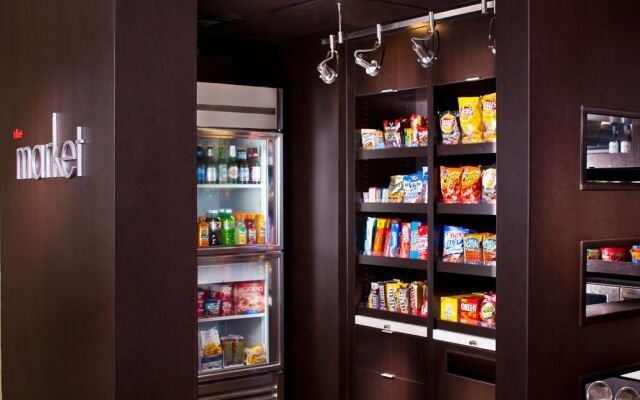 Courtyard Birmingham Colonnade/Grandview