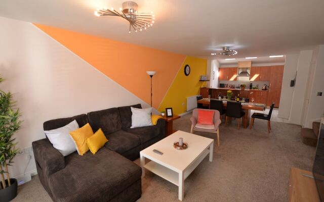 Delightful Holiday Home in Warwick near Castle