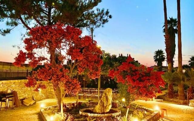Kalamata Garden Suite