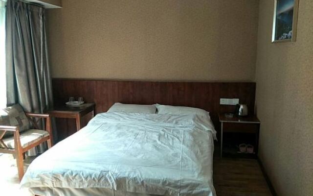 Dexuan Express Hotel