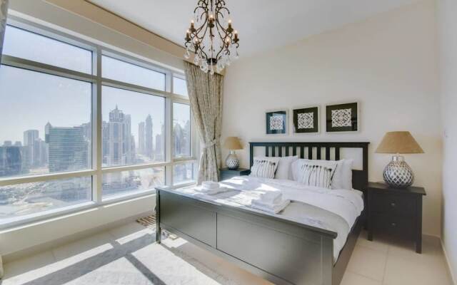 Stylish Apartment With the Best Burj Views