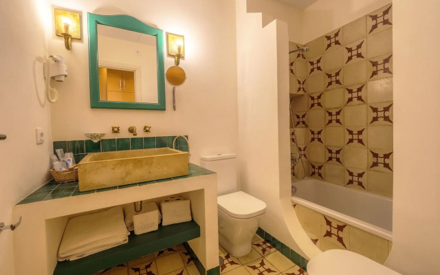 Apartasuites Alberca