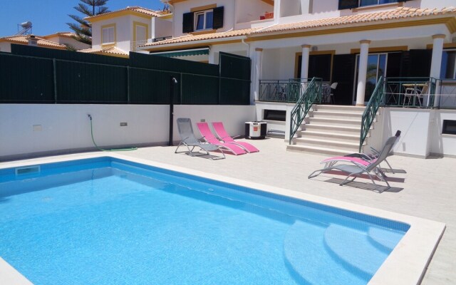 Villa Monique by Algarkasa