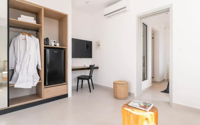 Quartano Suites by Heliessa