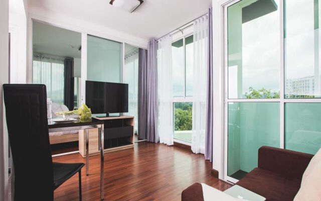 The WIDE Condotel - Phuket