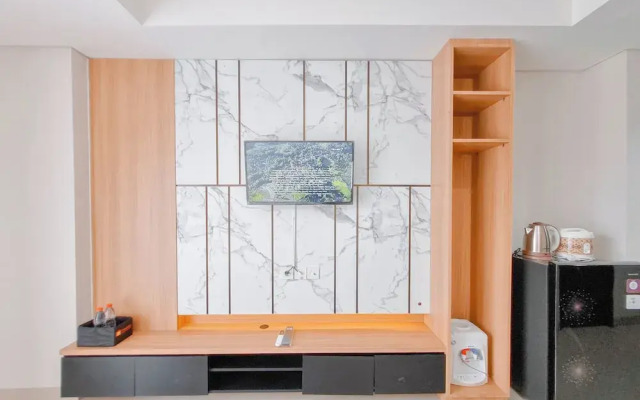 Homey And Relaxing Studio Patraland Amarta Apartment