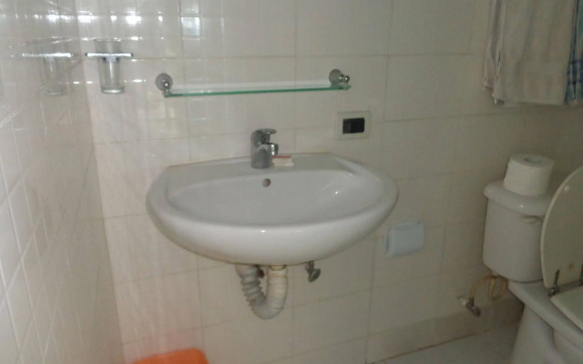 RIG Hostel Boca Chica Back Packer