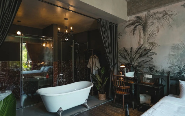 The Chum Boutique