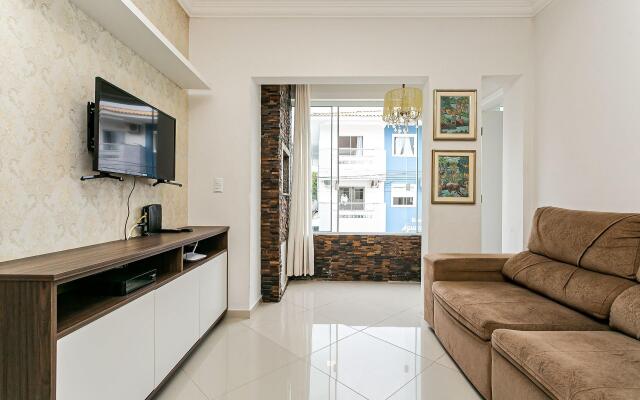 Belo apto com churrasqueira nos ingleses RAE204