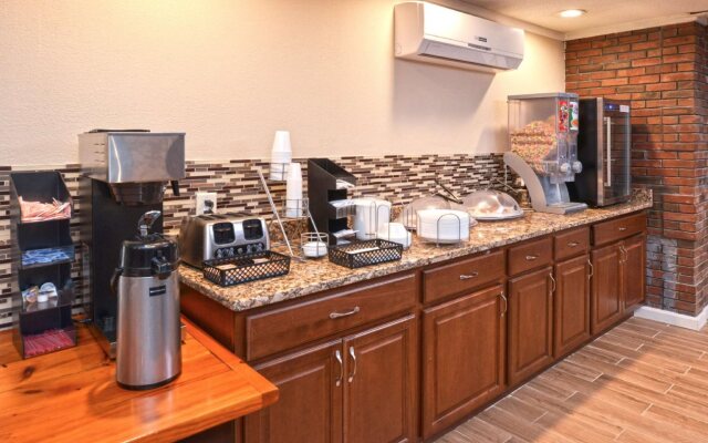 Americas Best Value Inn Putnam