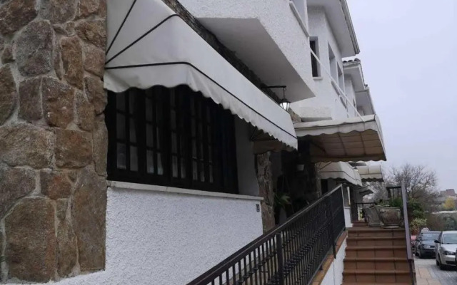 Hostal Asador Julian Brunete