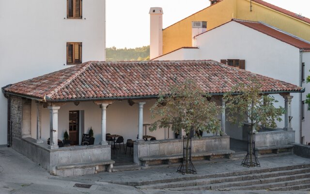 La Loggia Diffused Hotel