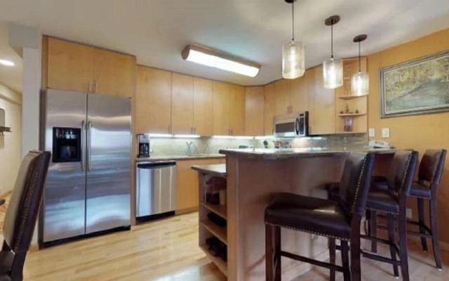 2 Bedroom Condo