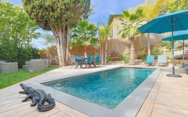 Villa Deva - 5 Bedrooms - Heated Pool