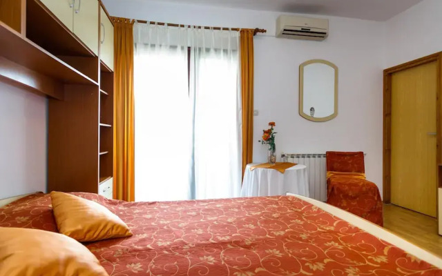 Sunny and Sleek Krk Rooms With Balcony