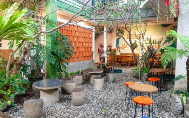 Urbanview Hotel Ultima Logam Bandung – Outside – Bandung
