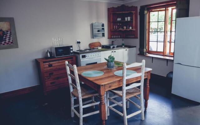 Station House Simondium