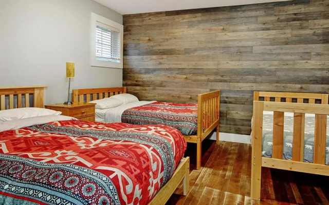 Chalet 03 Chemin Blanc by Les Chalets Alpins