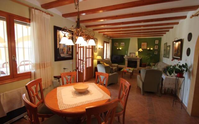 Finca Cantares - holiday home with private swimming pool in Benissa