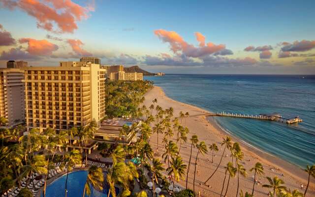 Hilton Hawaiian Village Waikiki Beach Resort