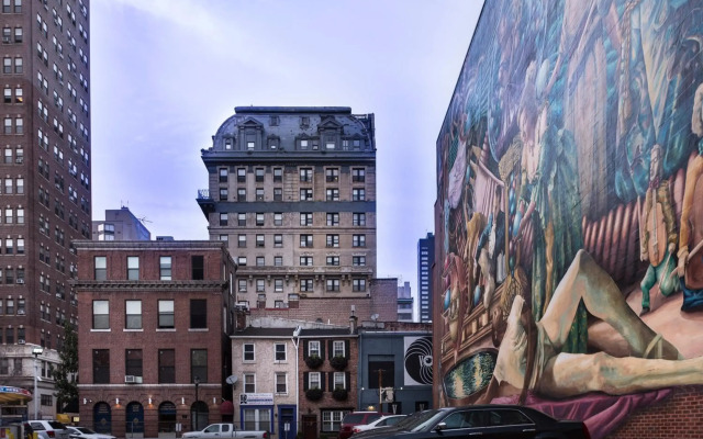 The Windsor Suites