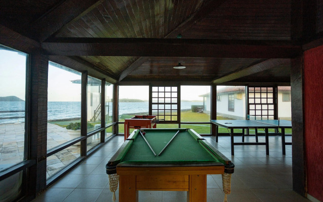 Casa c/ Área Goumert e 4 Suítes | CBR 11