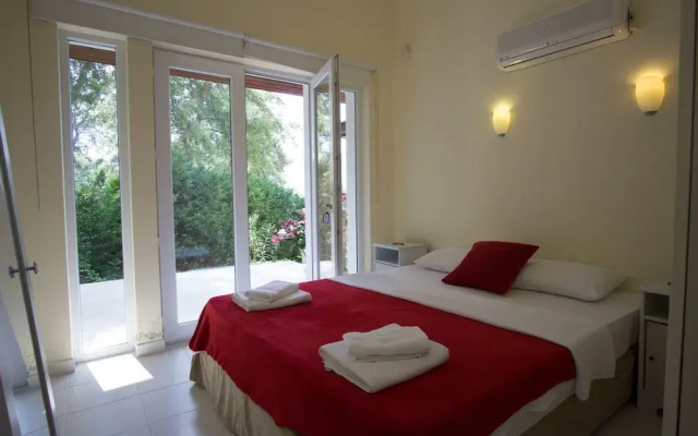 Larmos Villa