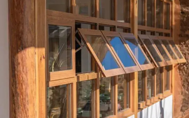 Shaxi Yujin bridge homestay