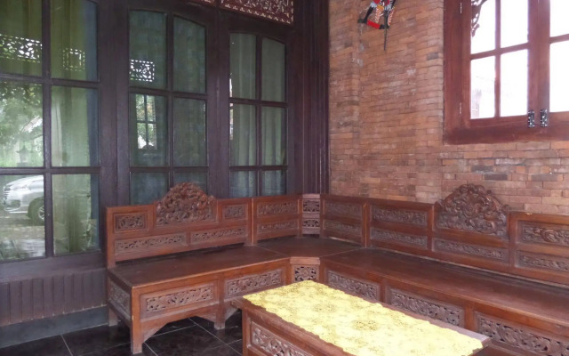 Villa Adas