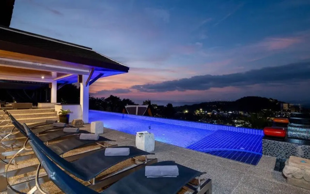 Seaview Villa In Hilltop Estate - VYS1