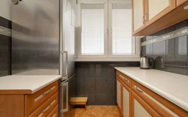 Apartment Close to the Park by Renters