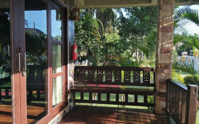 Mark House Bungalow
