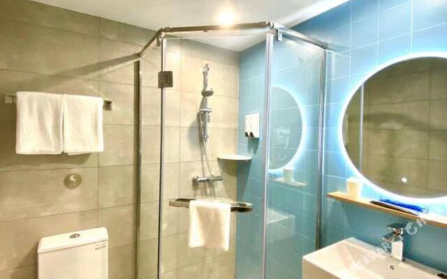 Home Inn Neo (Fuzhou Wuyi Square, Nanmendou Metro Station)