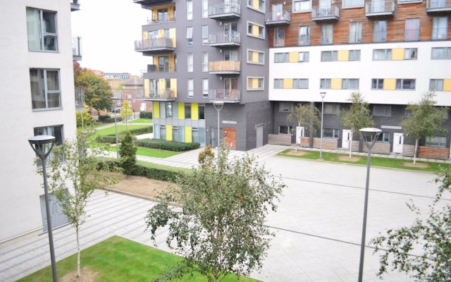 1 Bed Flat in Whitechapel with Roof Terrace