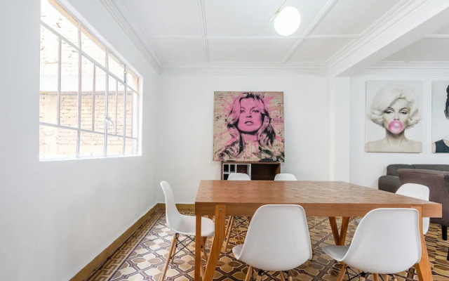 Stay Connected in Roma - 3br- Fast Wifi- Laundry