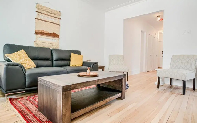 Serene 3br In Cote Des Neiges By Sonder